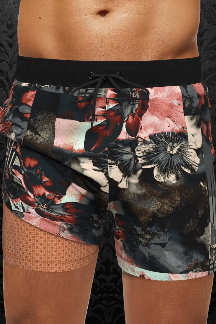 Maillot de bain Lacourt à imprimé floral abstrait, confortable et stylé pour la plage ou la piscine.