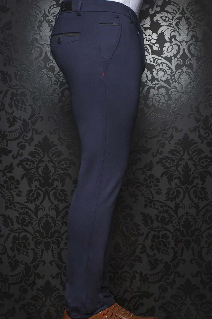 Pantalon de style Beretta, coupe fuselée, tissu extensible, idéal pour le bureau et les sorties du soir.