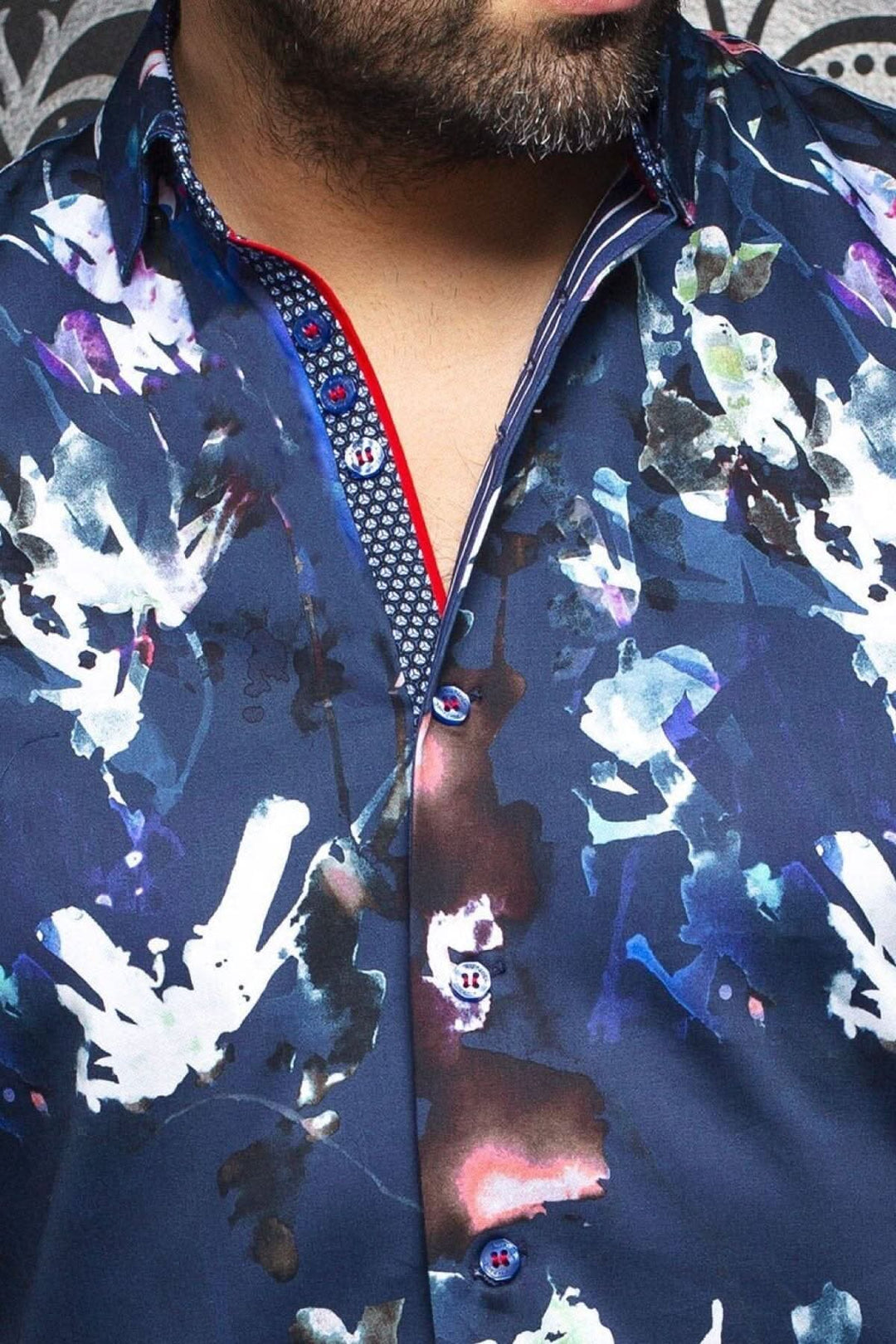 Chemise Toleman élégante pour homme, motifs contrastants, détails sophistiqués, tissu en coton extensible.