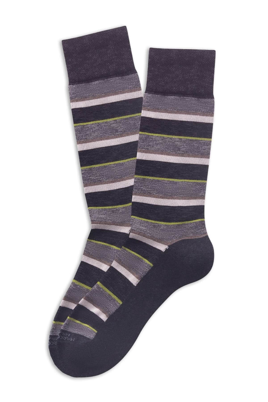 Bas à rayures raffinées avec motifs horizontaux, parfaits pour un look élégant et contemporain.