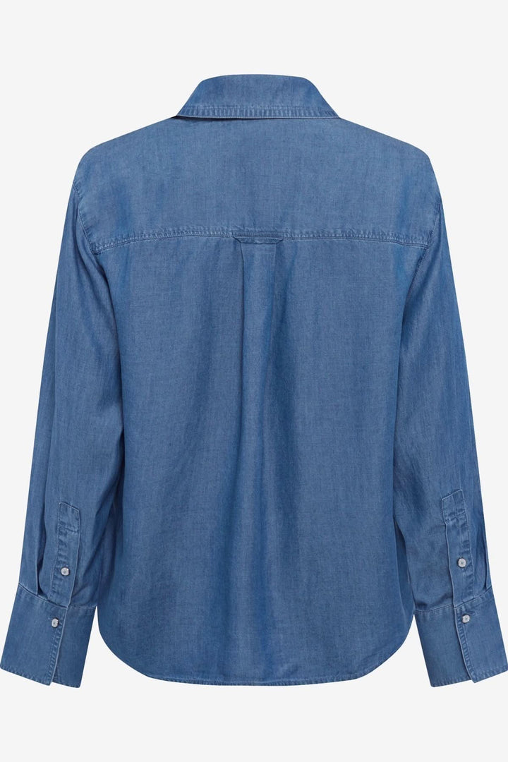 Blouse en jean Vivien de Brax, vue de dos, coupe droite, col chemise et épaules larges, style moderne et décontracté.