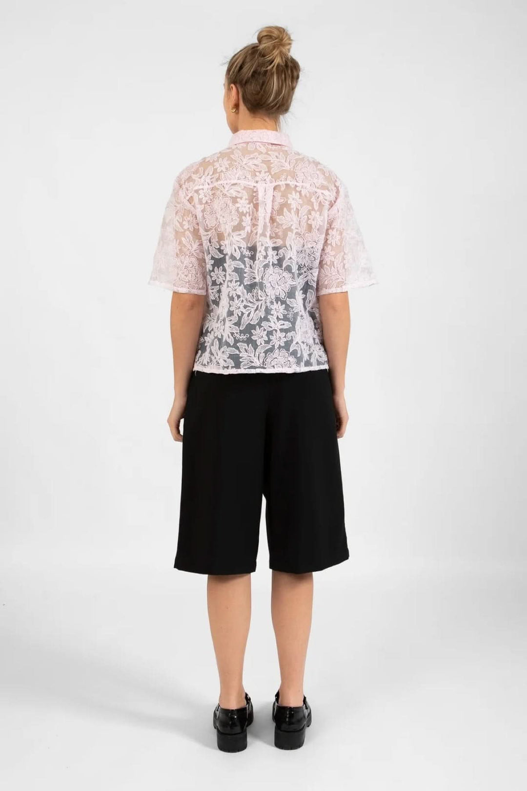 CHEMISE AVEC DENTELLE