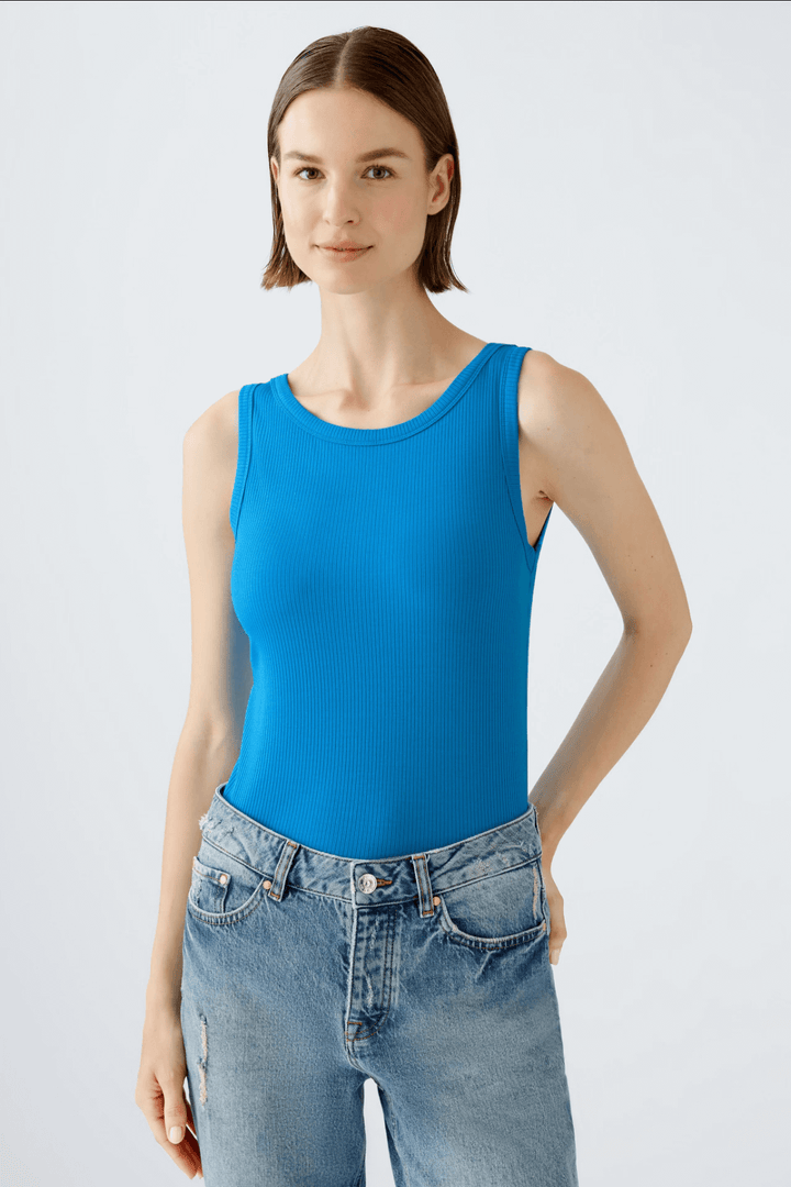 Camisole Filiz en bleu, en jersey de viscose ultra-doux, idéale à porter seule ou sous une veste.