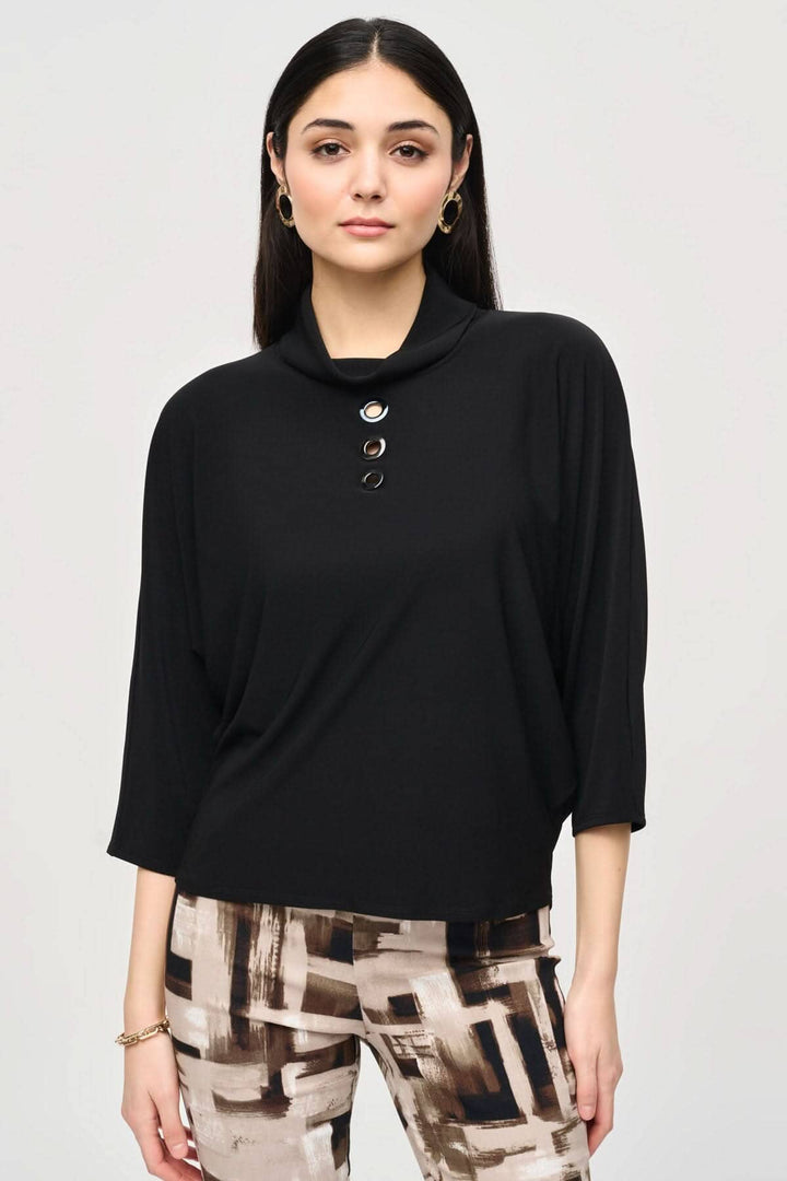 Chandail col bénitier noir à manches 3/4, style décontracté avec boutons, idéal pour toutes les occasions.
