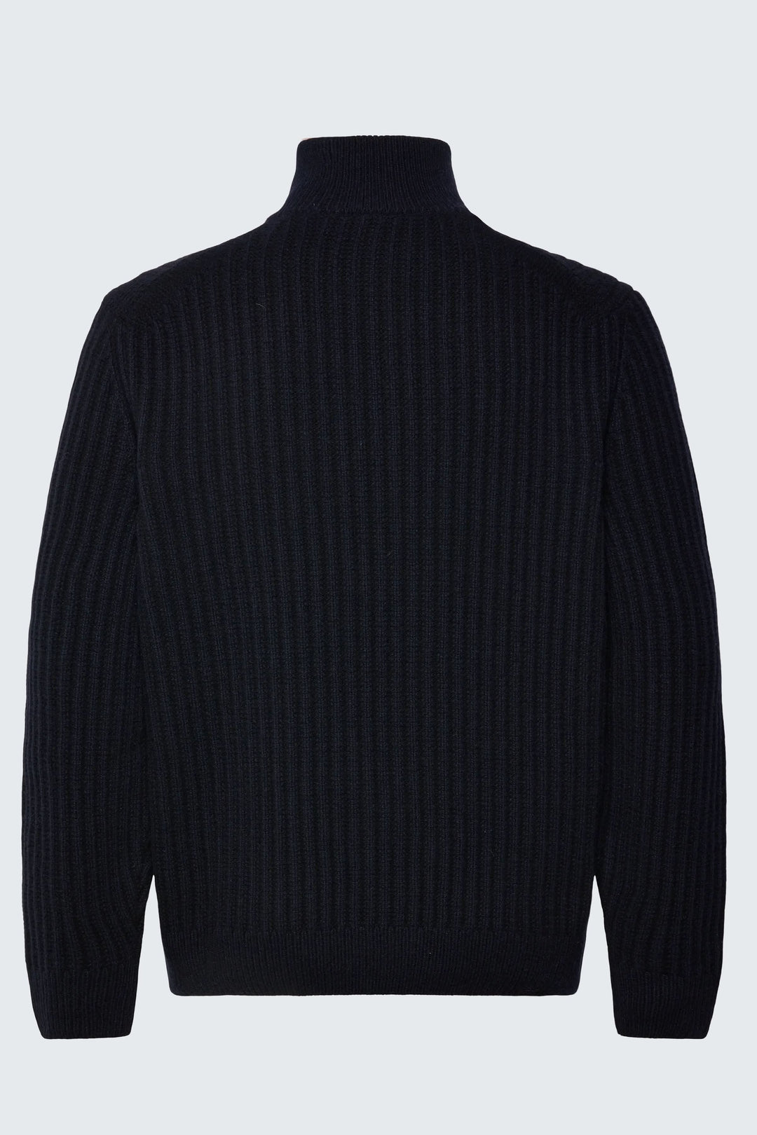 Chandail en tricot à demi-glissière noir, vue arrière, col montant et côtes verticales, style décontracté et soigné.