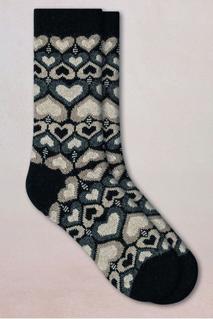Chaussettes en tricot à motif avec cœurs, mi-mollet, confortables et chaudes, idéales pour style ludique et raffiné.