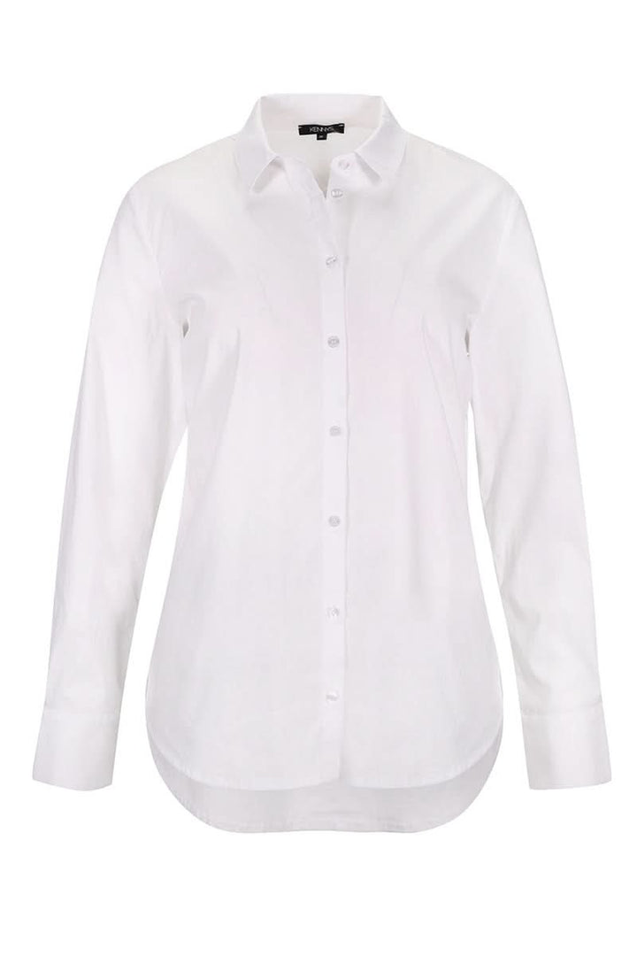 Chemise classique blanche avec coupe structurée et col traditionnel.