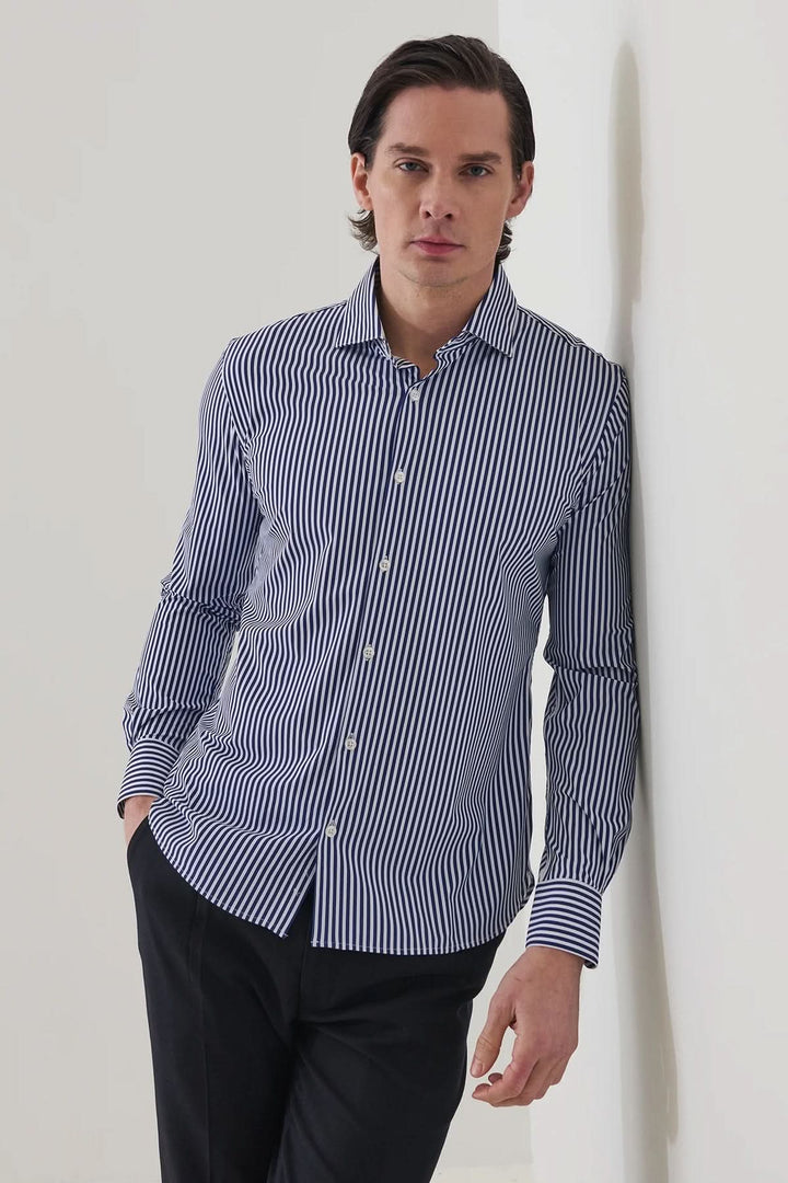 Chemise extensible performante