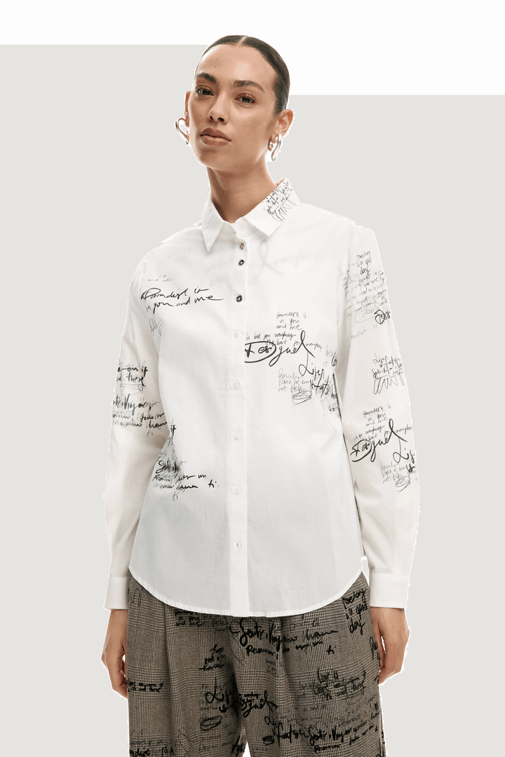 Chemise à manches longues Paradise avec inscriptions graphiques, coupe droite pour un style contemporain et confortable.
