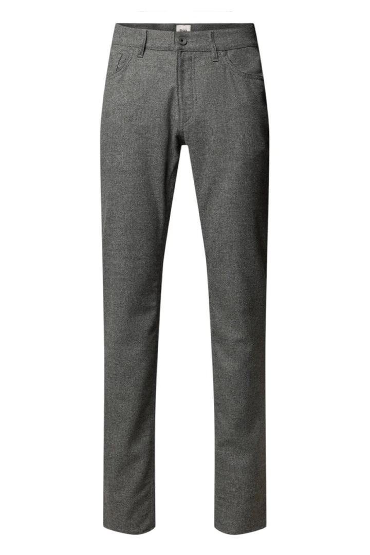 Jean en flanelle à coupe ajustée avec flanelle douce et texture raffinée, taille mi-haute, idéal pour un style chic et décontracté.