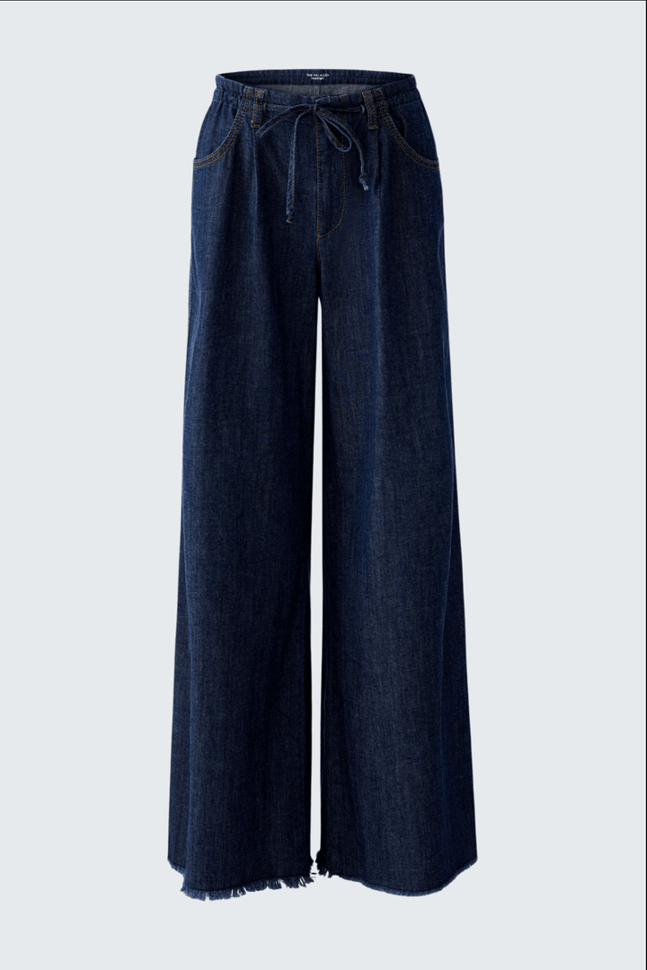 Jean ultra léger avec coupe large et ceinture à cordon de serrage pour un style décontracté moderne.