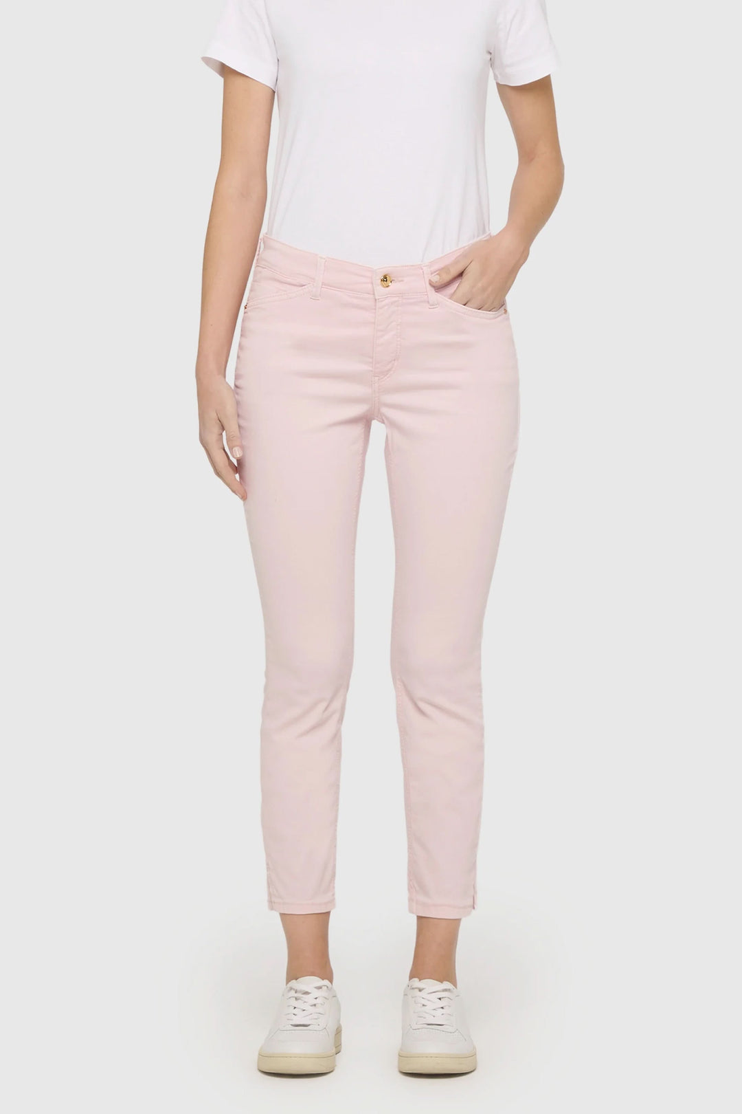 Pantalon Dream Summer pour femme, coupe ajustée, longueur cheville, couleur rose pâle, confort optimal et style polyvalent.