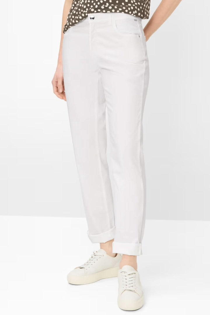 Pantalon MARY - pantalon droit blanc longueur cheville, confortable, avec ourlet retroussé, parfait pour un look décontracté ou habillé.