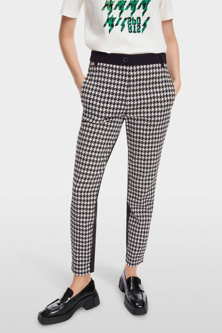 Pantalon Sliven à taille haute en imprimé pied-de-coq avec poches arrière, ajusté jusqu&