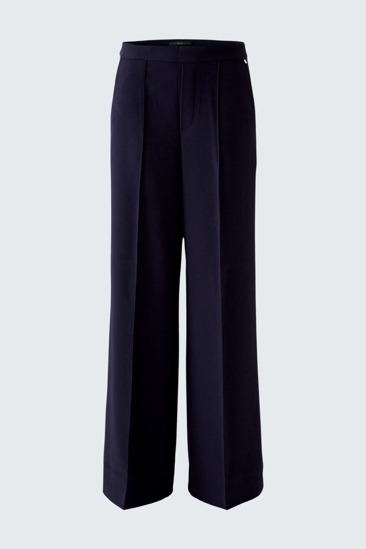 Pantalon en crêpe à jambes larges et évasées, coupe élégante et fluide, idéal pour des occasions sophistiquées.