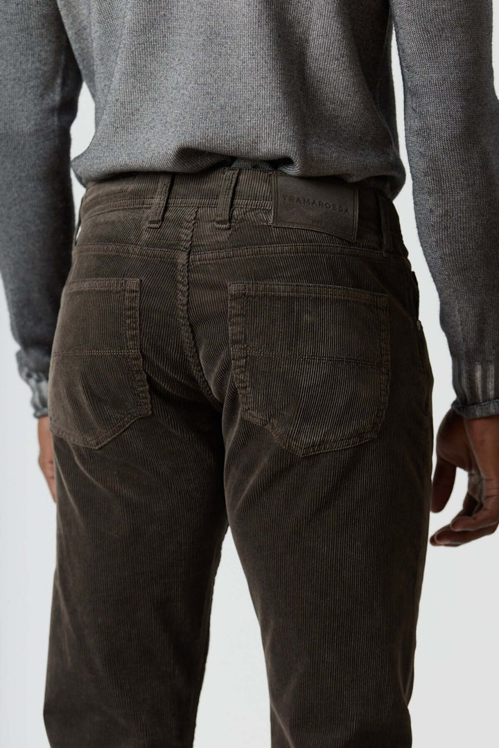 Pantalon en velours côtelé cinq poches Michelangelo, confort et élégance, vue arrière, coupe regular slim, casual chic.