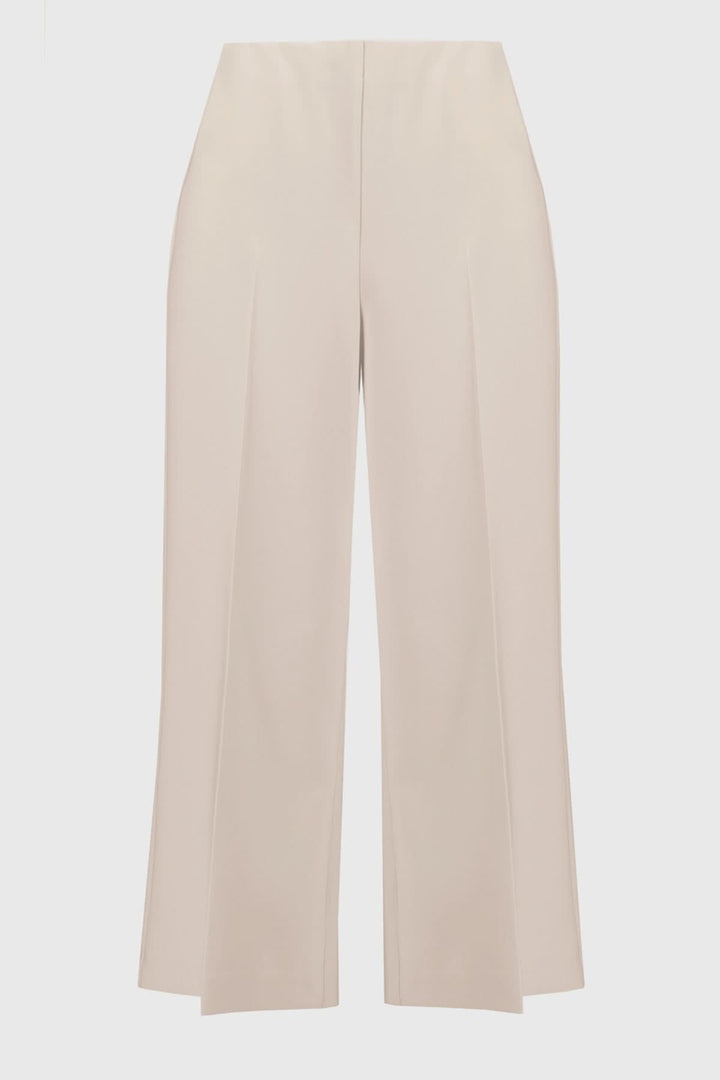 Pantalon à jambe large beige à taille haute pour un look élégant et décontracté.