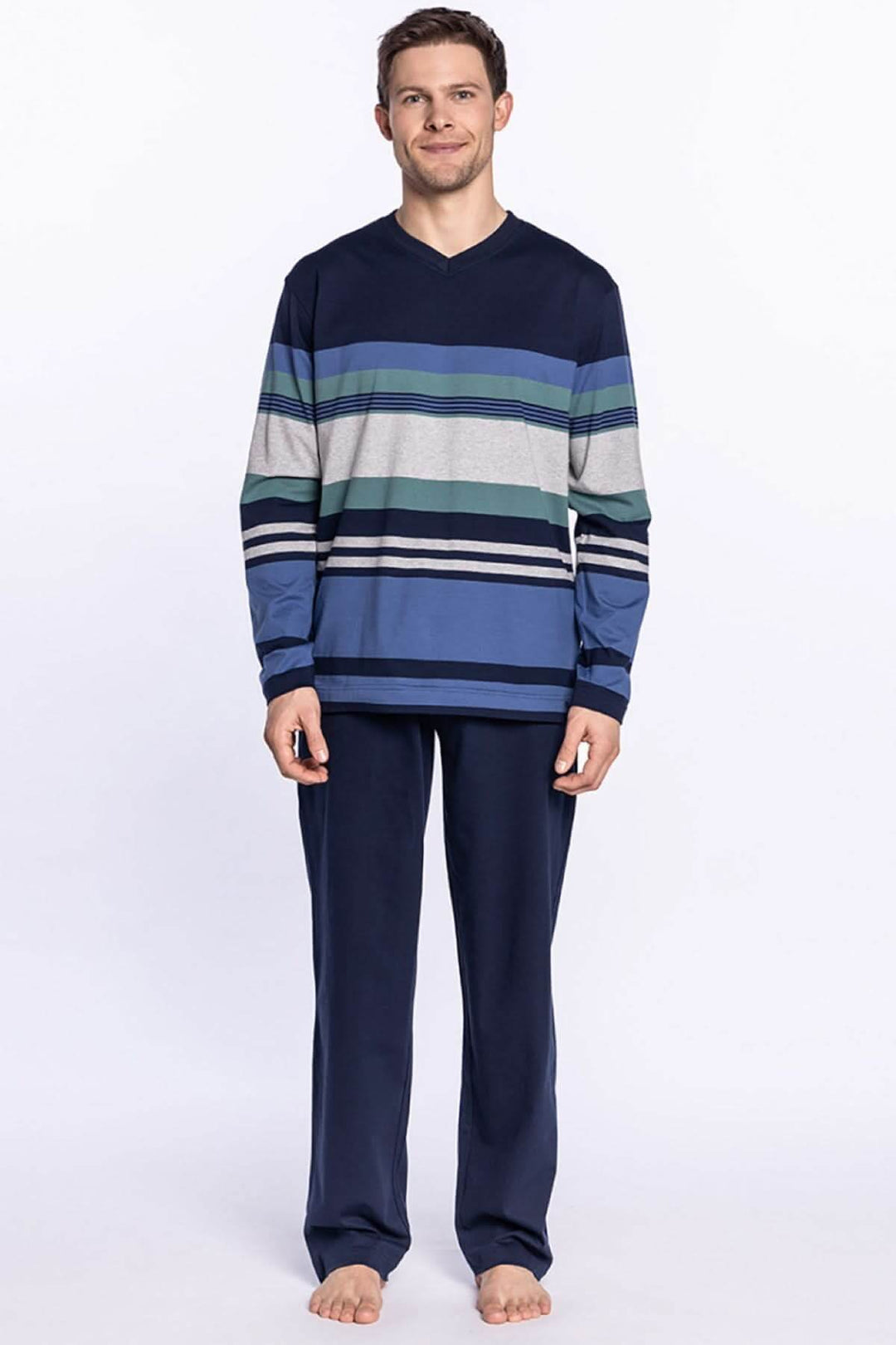 Pyjama long homme 100% coton, t-shirt rayé bleu et pantalon uni, confort idéal pour nuits reposantes.