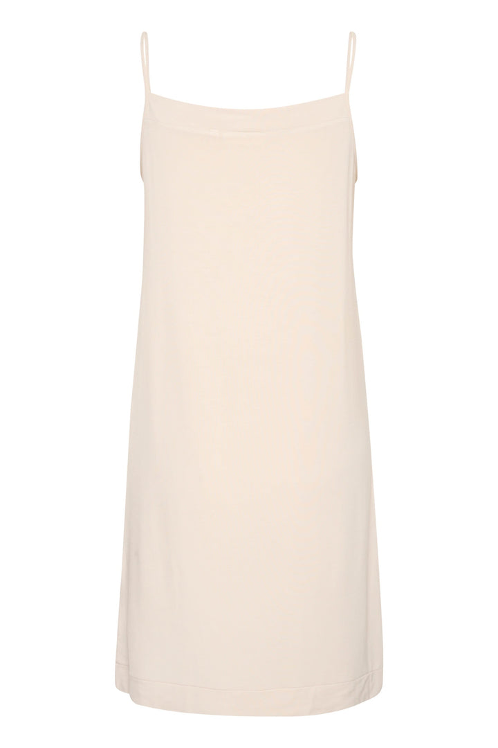 Robe Lil nuisette fluide fines bretelles élégante avec bretelles ajustables, encolure en V et matière légère et confortable.