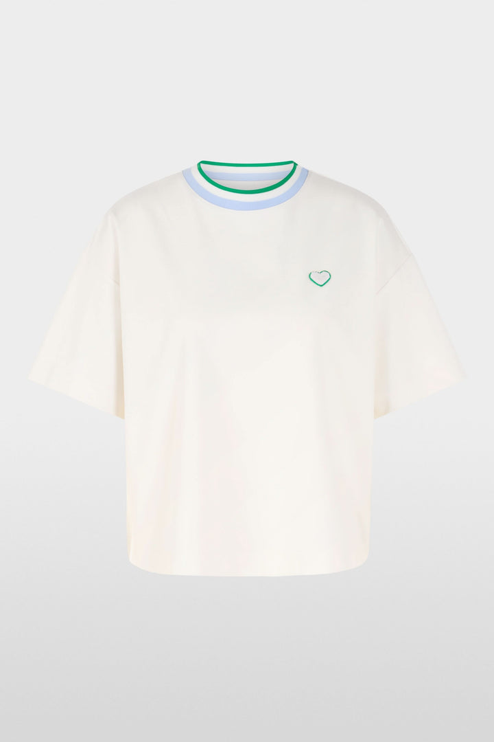 T-shirt avec détails en forme de cœur et à rayures, col contrastant, manches larges, coupe ample, idéal pour tenues décontractées.