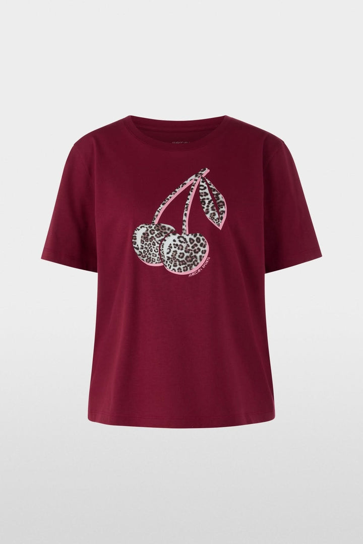 T-shirt imprimé cerises léopard avec coupe droite et encolure ronde en coton biologique. Idéal pour un look décontracté et moderne.