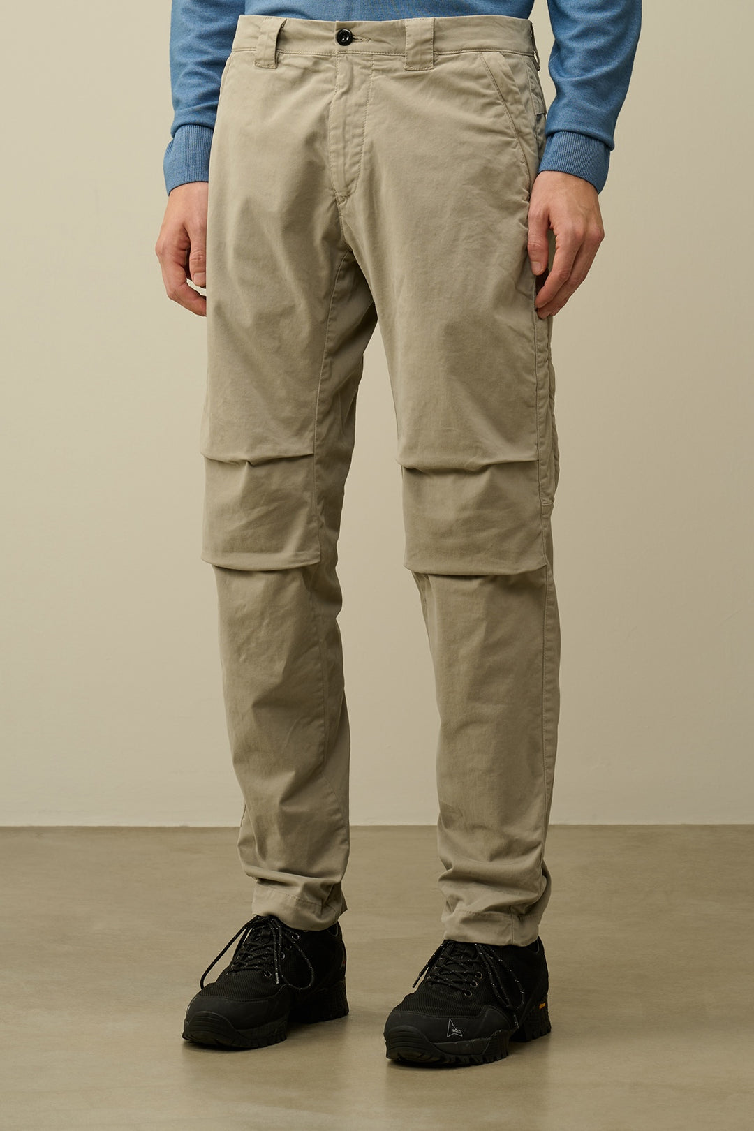 Pantalon ergonomique en satin extensible