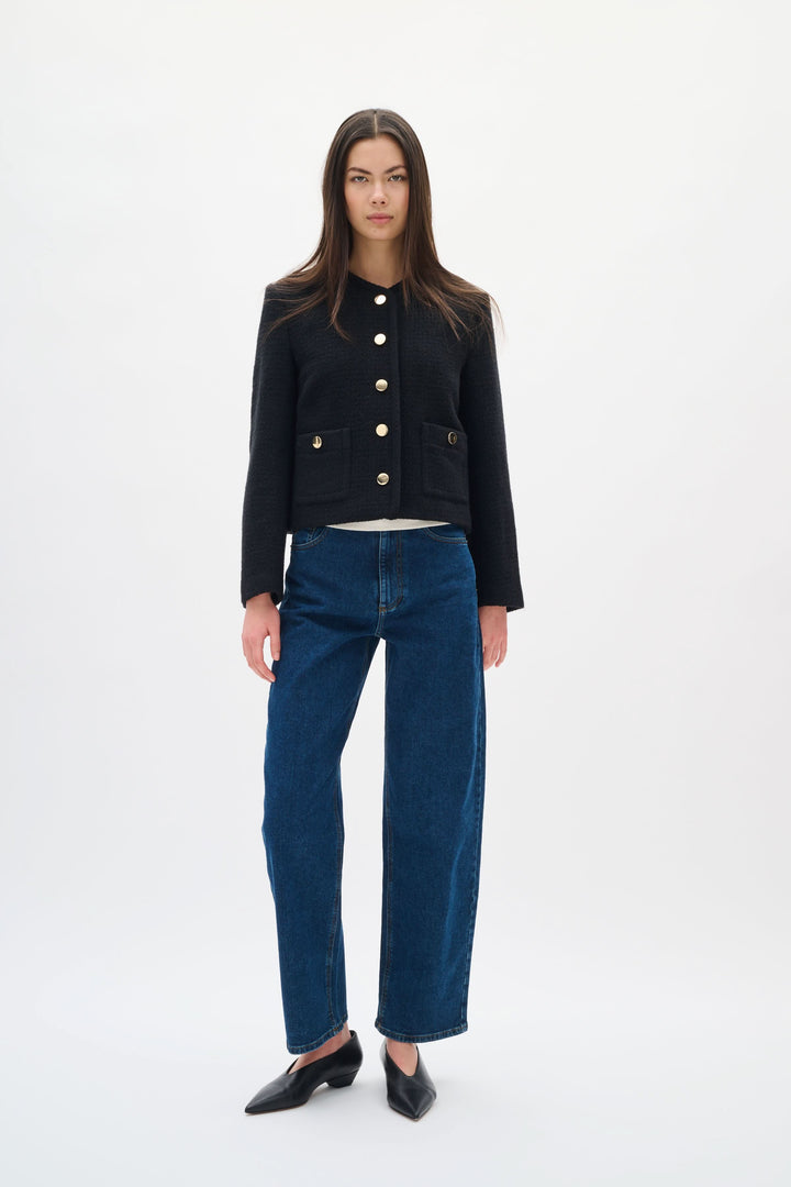 Veste courte texturée à boutons dorés