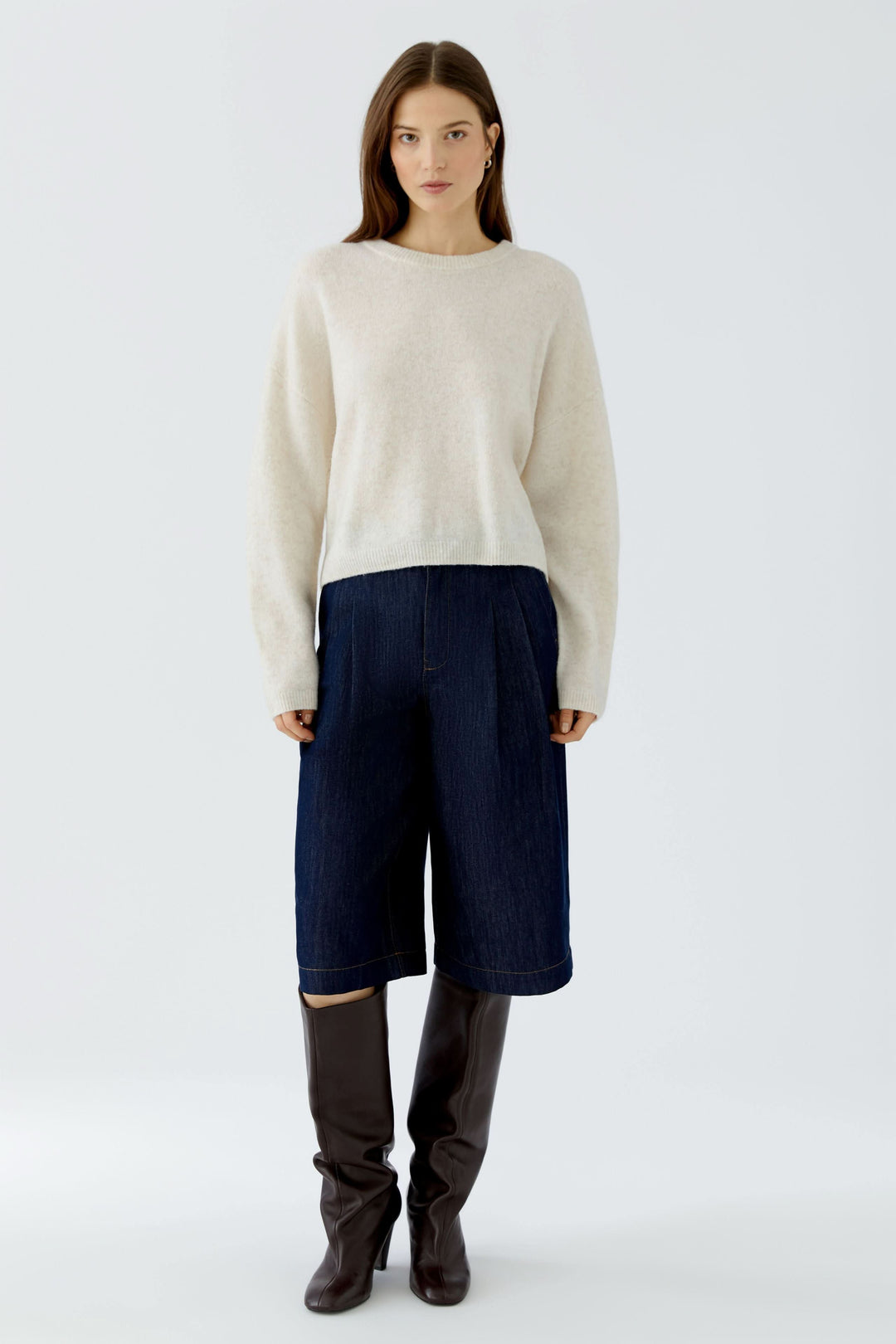 Bermuda en denim à jambes larges vue de face pour femme Oui