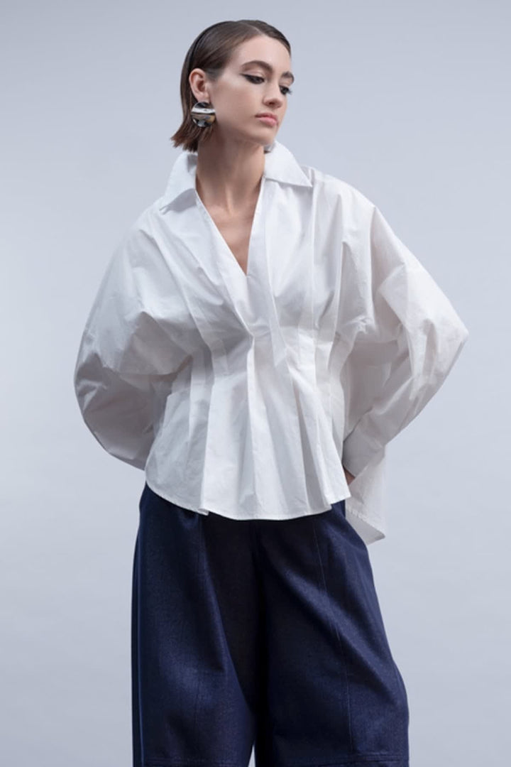 Vue de face blouse Haako femme manches bouffantes noir Valérie Simon