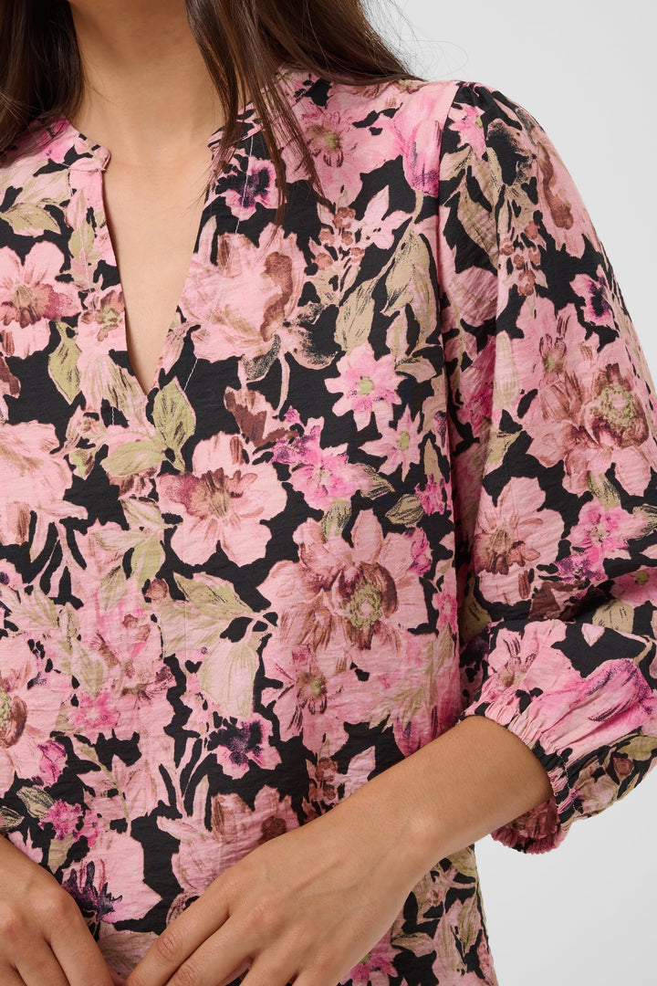 Blouse Kasirena à imprimé floral vue de face pour femme Kaffe