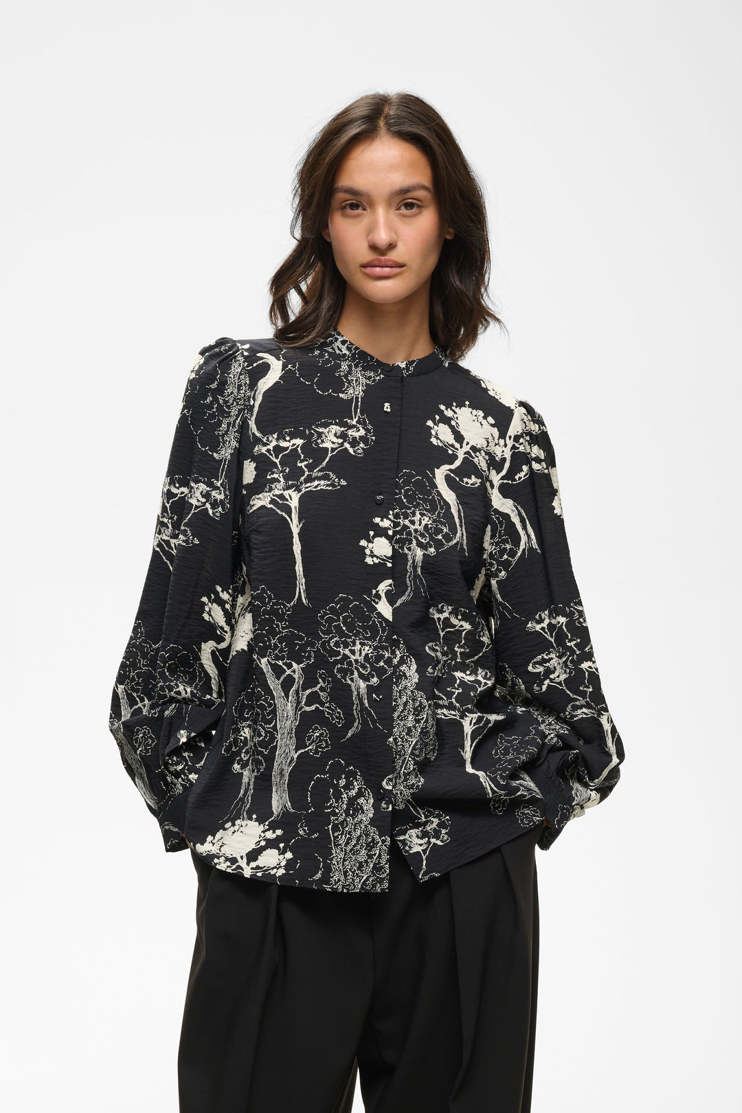 Blouse Makenna imprimée à manches bouffantes vue de face pour femme Inwear