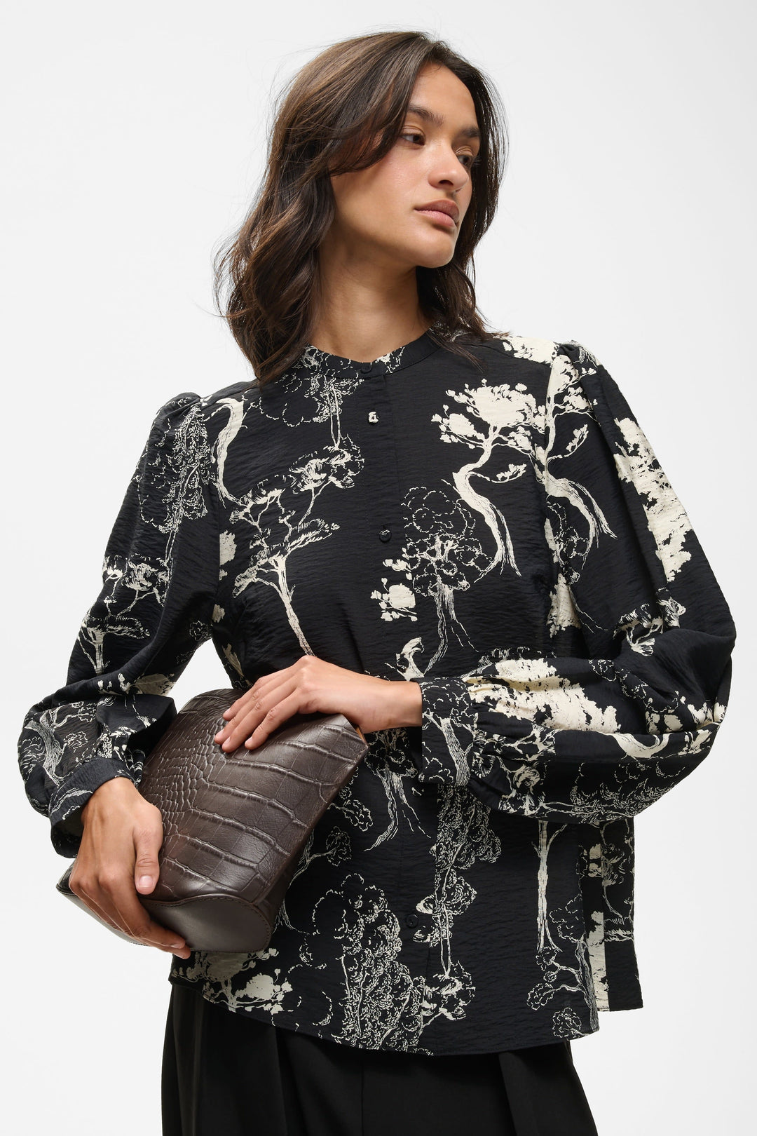 Blouse Makenna imprimée à manches bouffantes vue de face pour femme Inwear