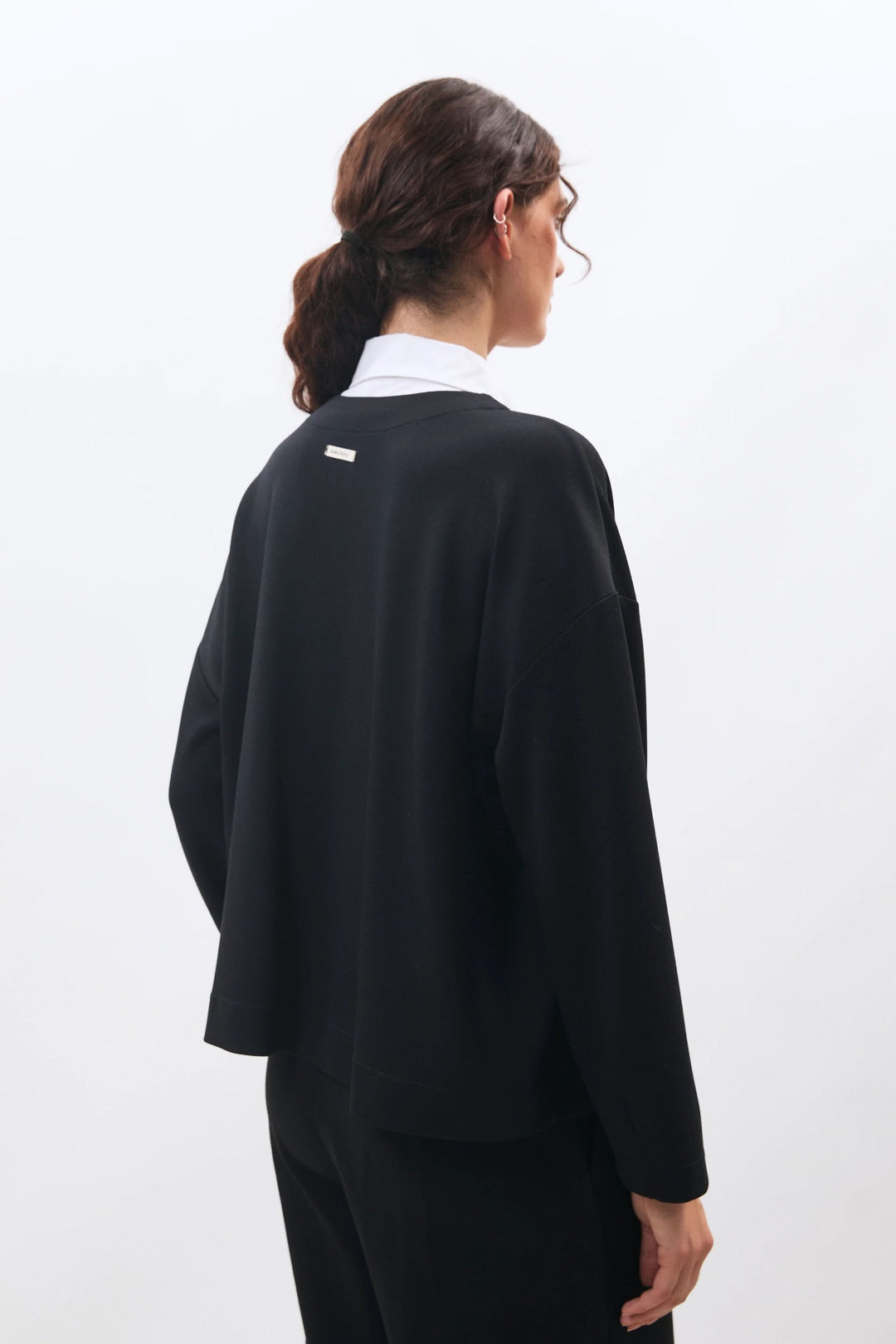 Blouse Malia ample à effet chemisier superposé vue de face pour femme Humility