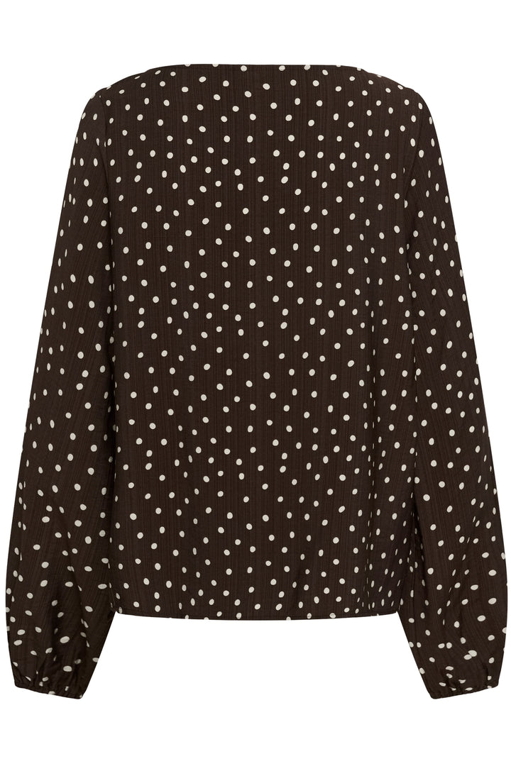 Vue de front blouse à pois Kaffe pour femme blanche avec détails sans col - Valérie Simon