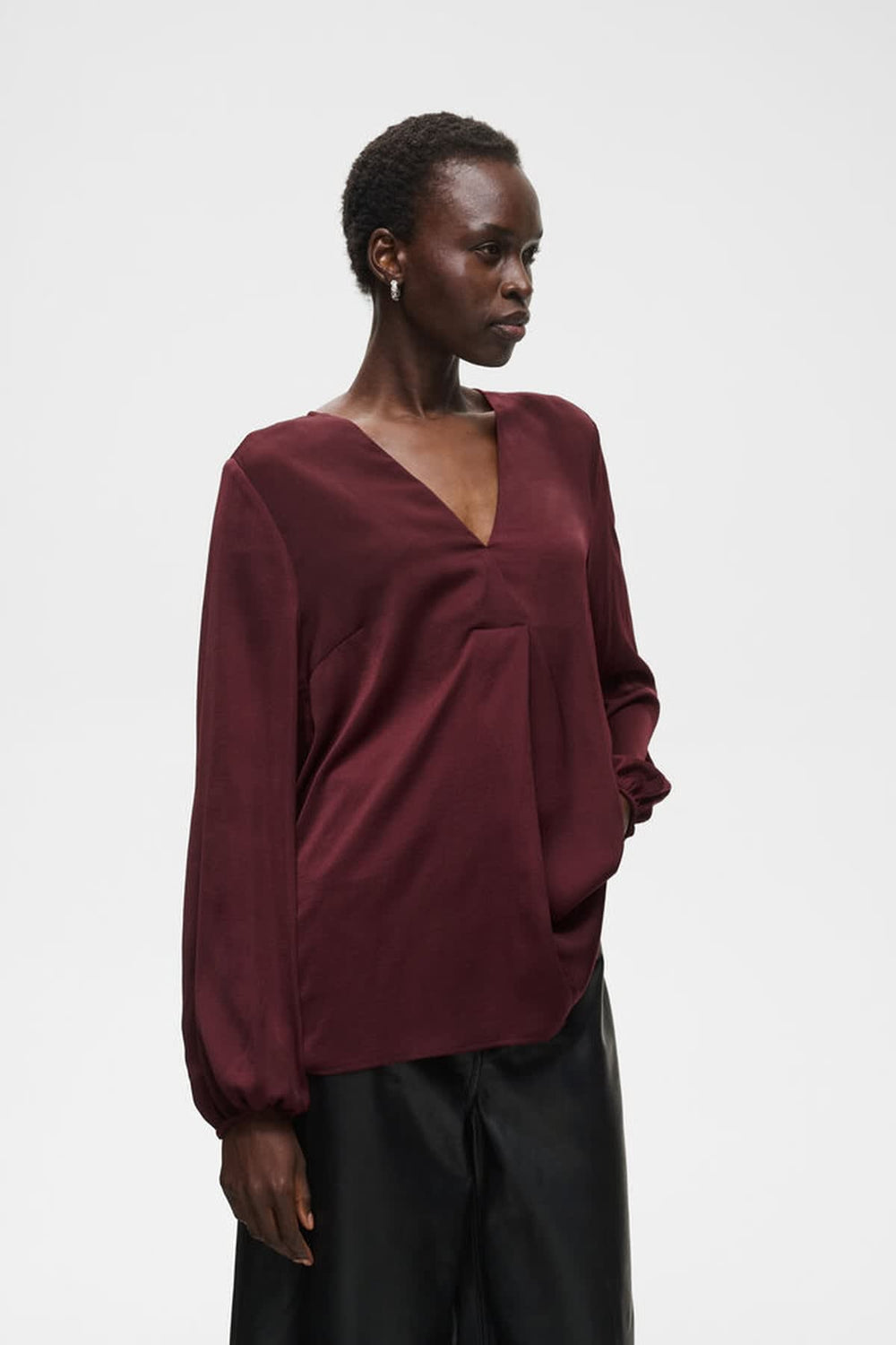 Blouse satinée à col V Rinda pour femme Inwear