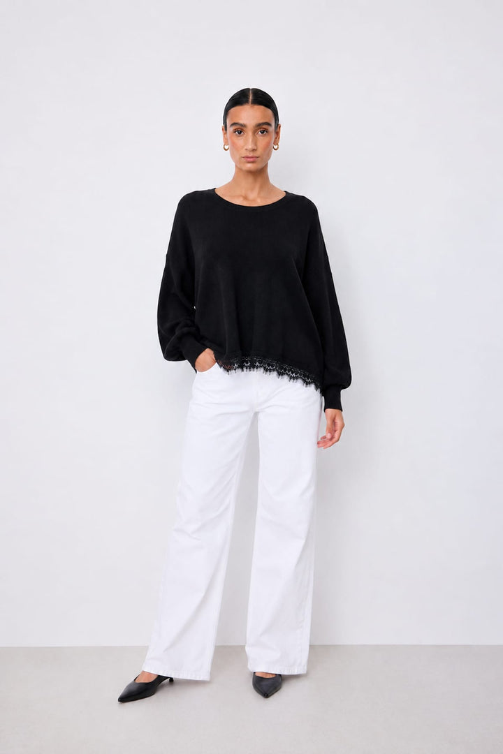 Chandail Dilly ample avec bordure en dentelle pour femme Not Shy