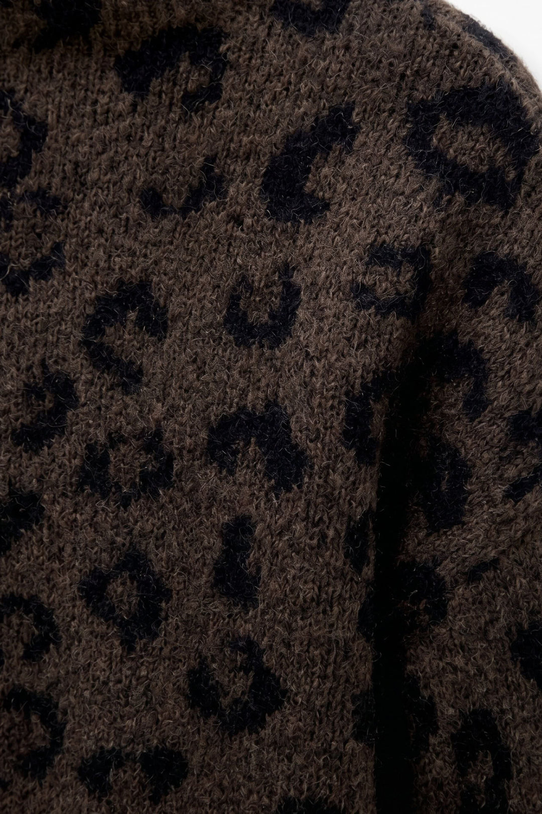 Chandail en tricot à imprimé léopard pour femme Oui