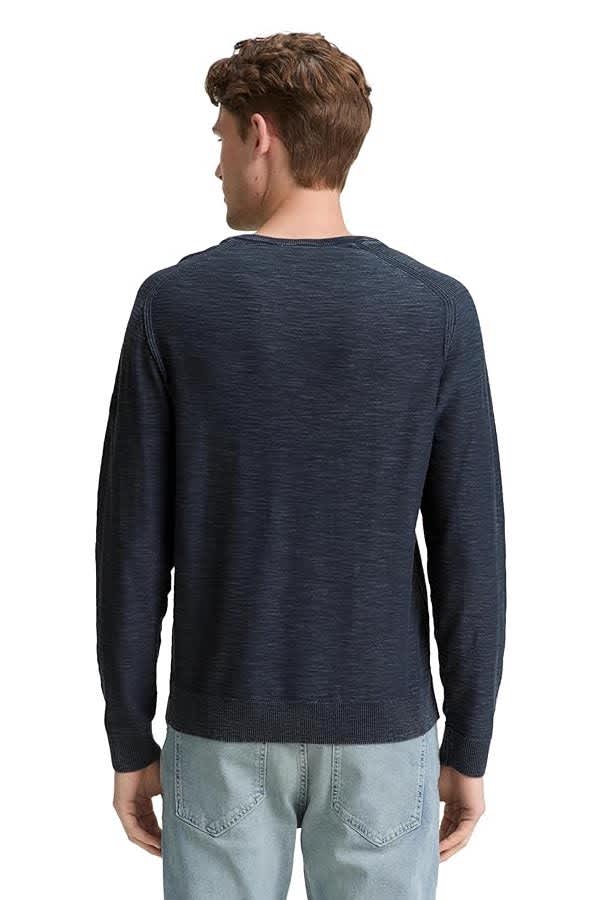 Side view of a gray Tom Tailor men&