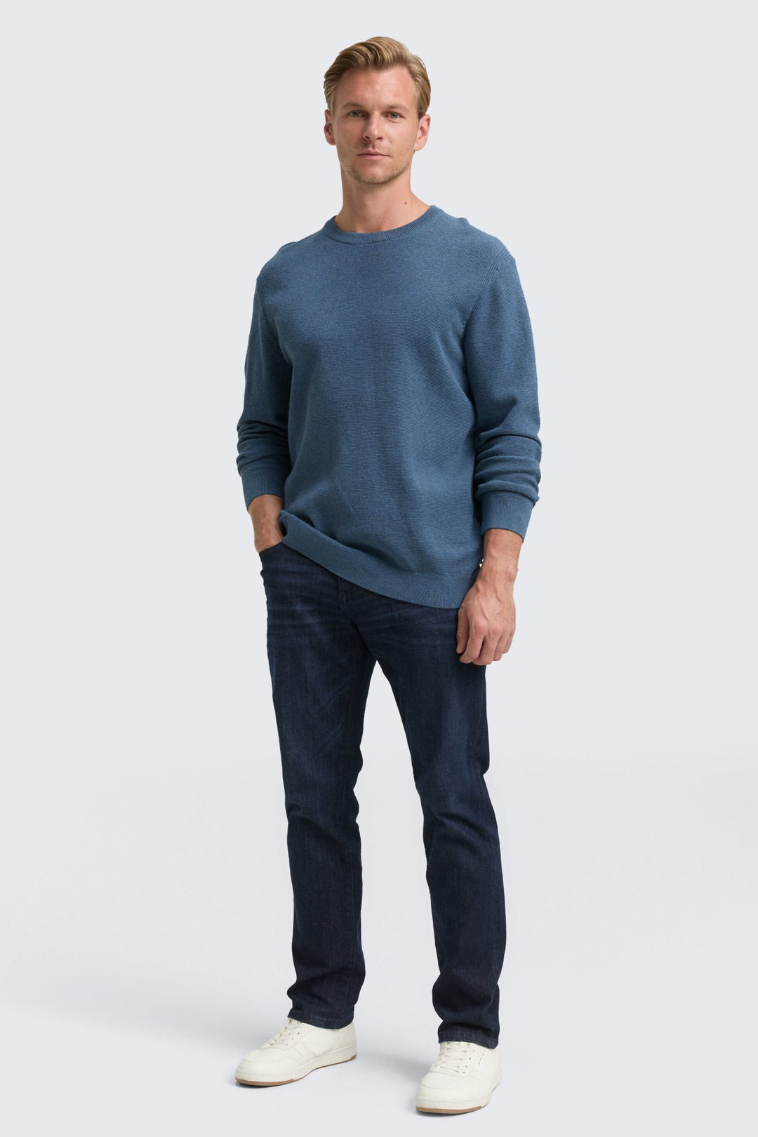 Front view of a gray Tom Tailor men&