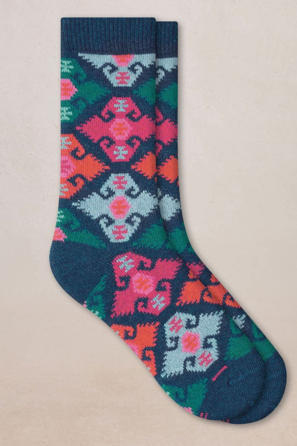 Women's wool and cashmere socks with tapestry pattern, front view Bleuforêt