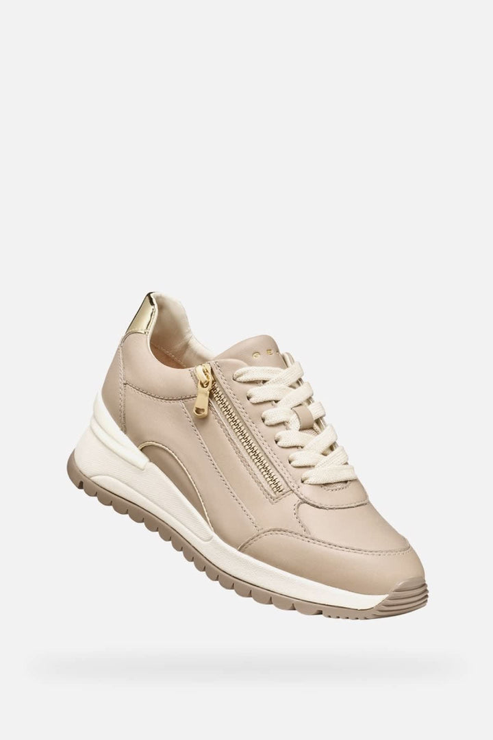Chaussures de ville Desya à semelle plateforme pour femme Geox
