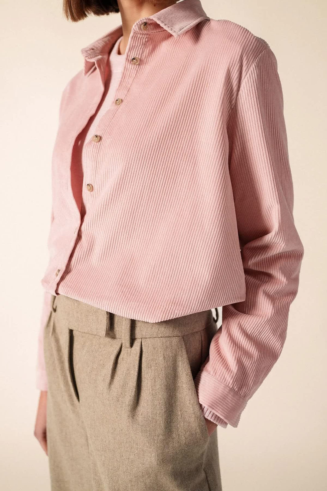 Front view of the Saint James women&