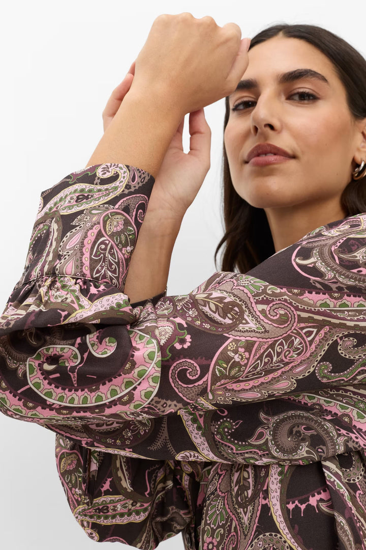 Chemise Vic à imprimé cachemire vue de face pour femme Brax