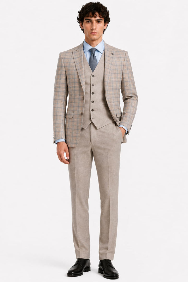 Full-length view of a dark gray men&