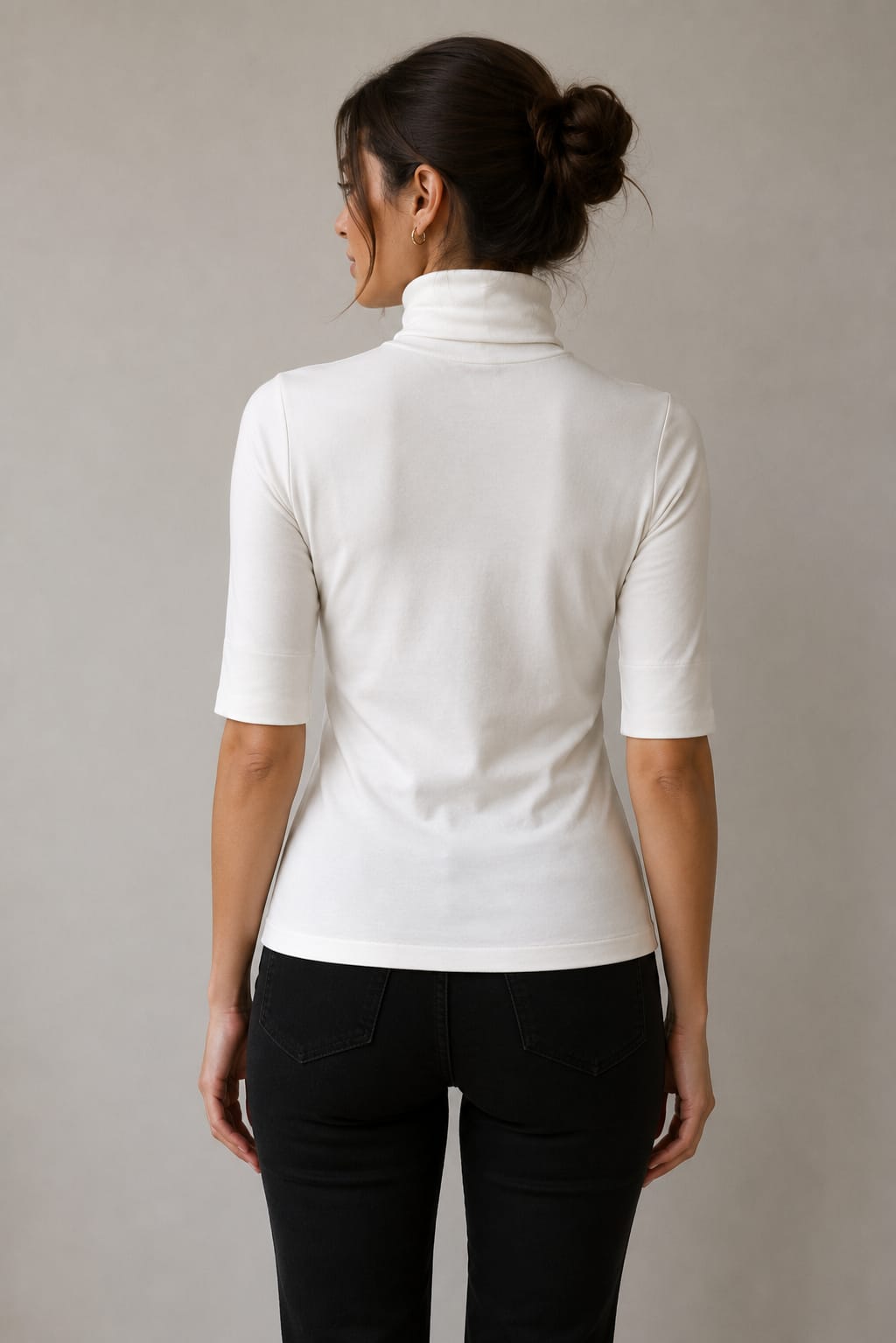 Vue de face haut à col roulé Marc Cain pour femme noir à manches 3/4 - Valérie Simon