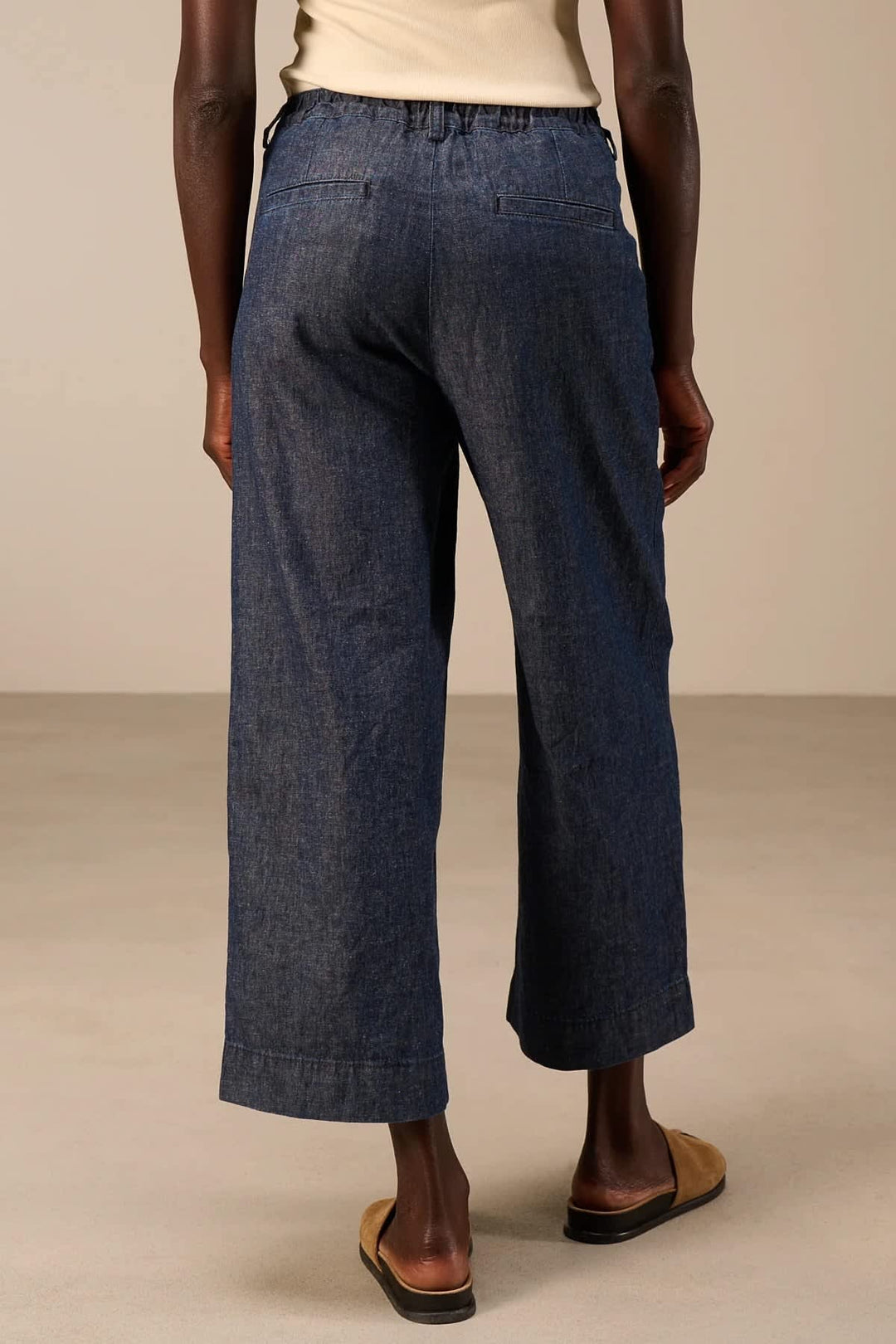 Look: Women&