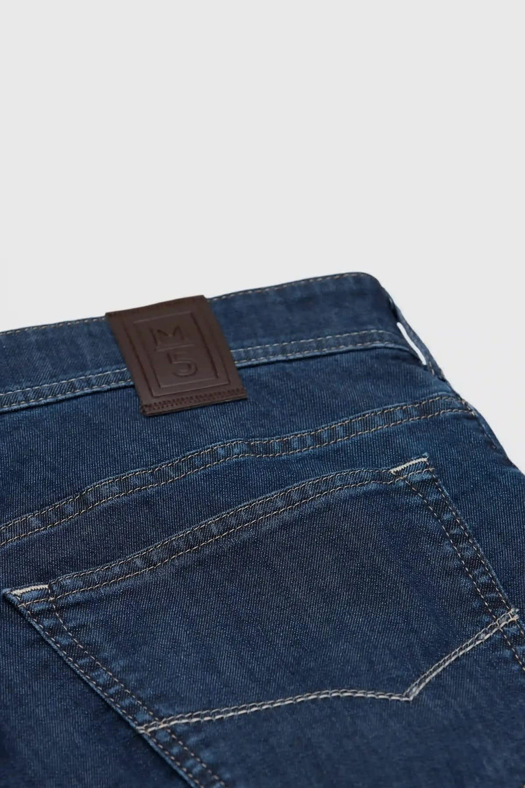 Side view of the M-5 modern men&