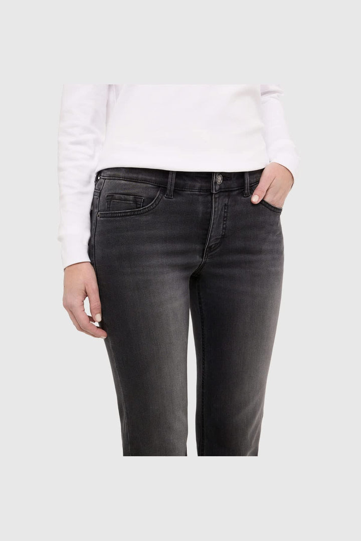 Jeans droit écourté bleu vue de face pour femme Mac Jeans