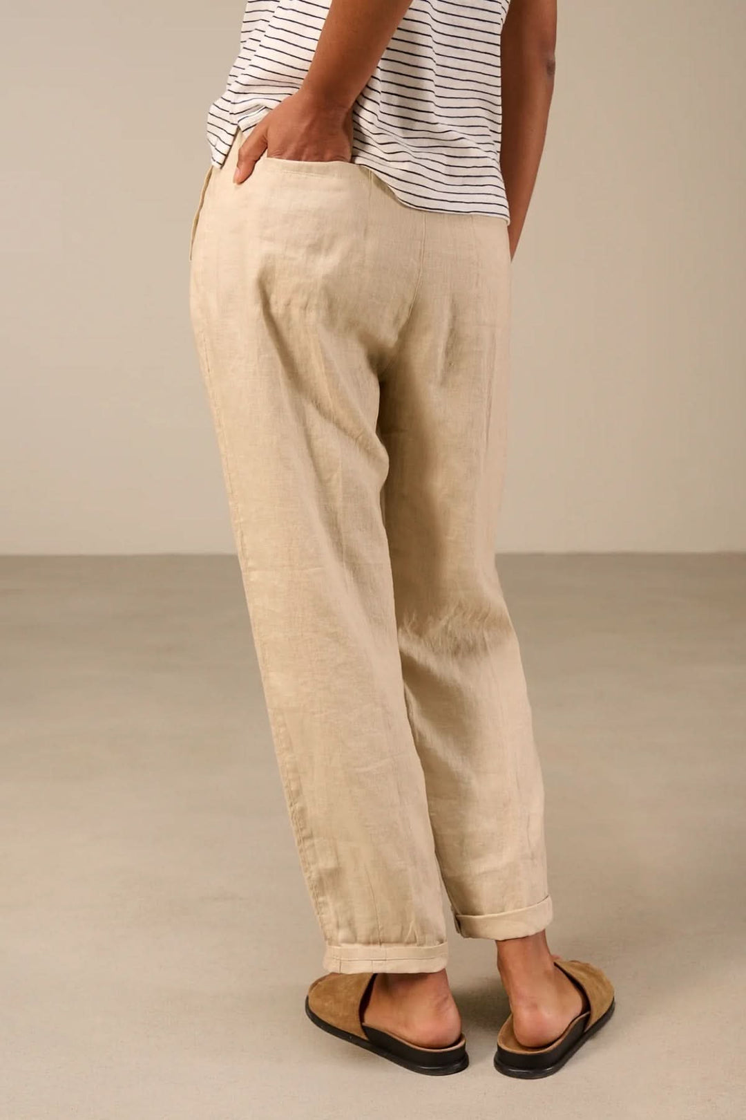 Pants with an elastic waistband