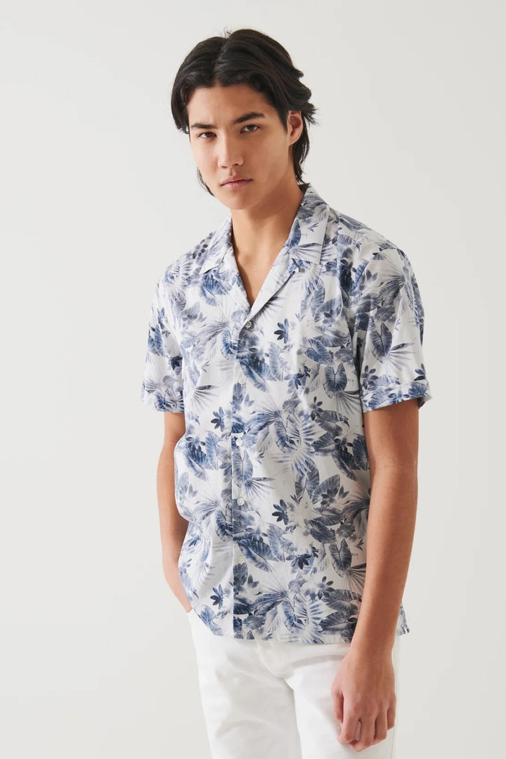 Chemise imprimé de feuilles